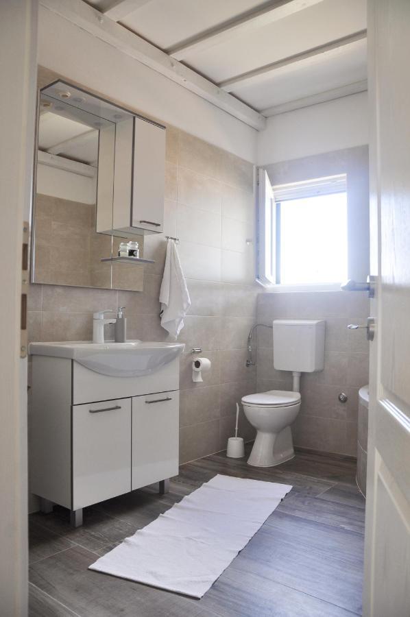 Apartmani Carnizza Razanac Exterior photo
